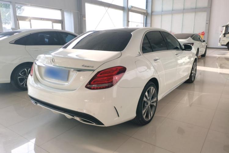 奔驰C级 2017款 改款 C 200 L 4MATIC 运动版车身外观7