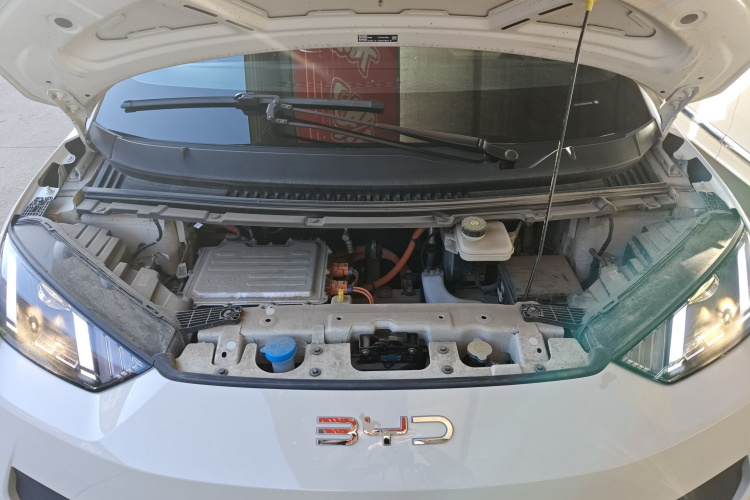 比亚迪 海鸥 2025款 智驾版 305km 活力版机舱底盘24