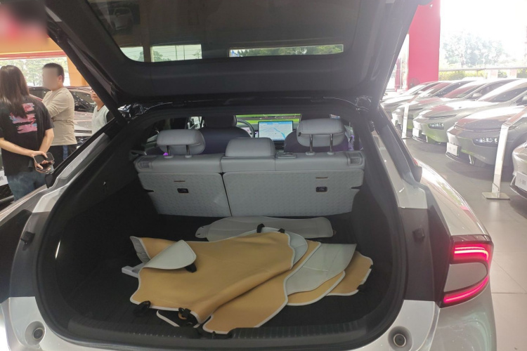 小鹏P7+ 2024款 长续航 Max局部细节23