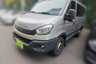 依维柯欧胜 2020款 2.3T 手动超瑞短轴低顶低功F1A