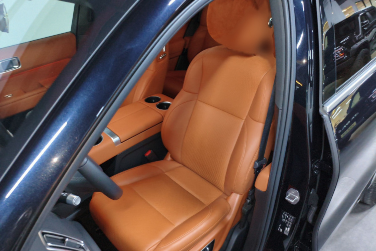 理想汽车 理想L8 2023款 Air局部细节19