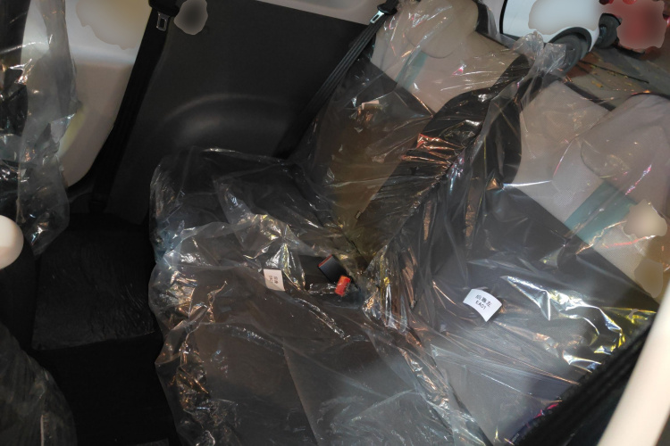 长安启源 长安Lumin 2025款 205km 香沁款中控内饰7004