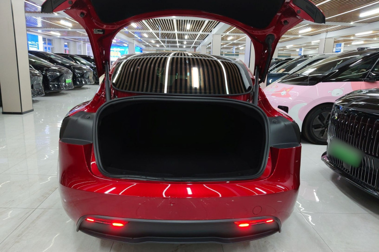 特斯拉 Model 3 2023款 长续航全轮驱动版机舱底盘23