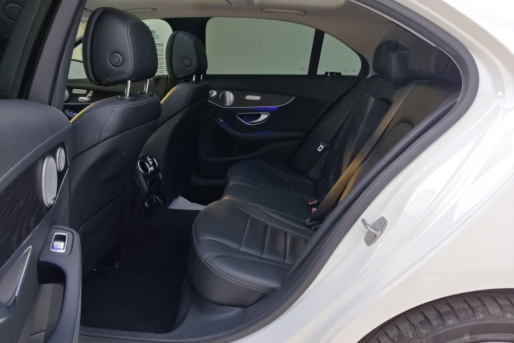 奔驰C级 2021款 C 260 L 运动星耀臻藏版中控内饰21