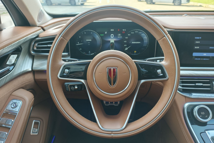 红旗H9 2020款 2.0T 智联旗畅版中控内饰7003