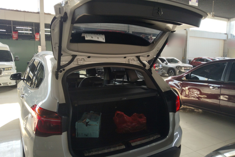 宝马X1 2018款 sDrive18Li 时尚型局部细节23