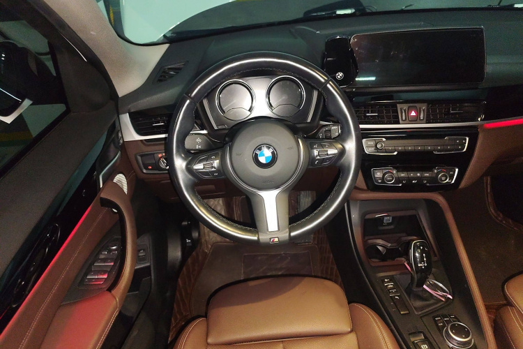 宝马X1 2022款 sDrive25Li 领先型局部细节13