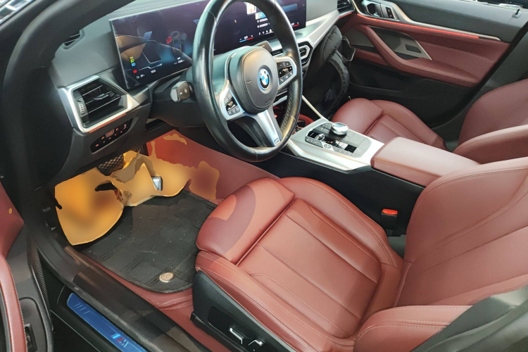 宝马i4 2023款 eDrive40中控内饰7003