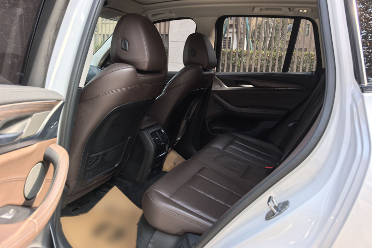 宝马X3 2020款  xDrive28i M运动套装中控内饰7002