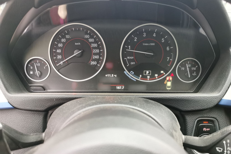 宝马3系 2018款 320i M运动套装局部细节14