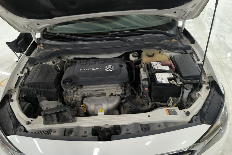 别克 英朗 2021款 改款 典范 1.5L 自动精英型机舱底盘24