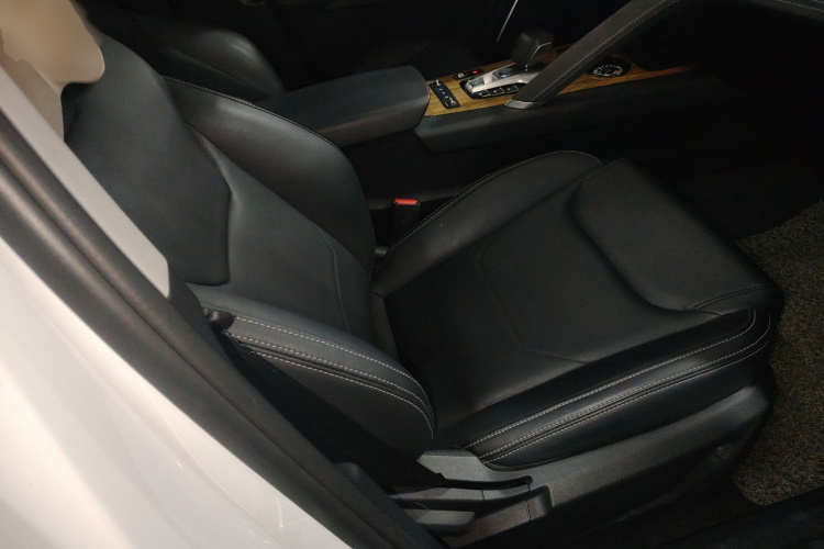 比亚迪 宋Pro新能源 2019款 DM 1.5T 四驱性能版豪华型局部细节41