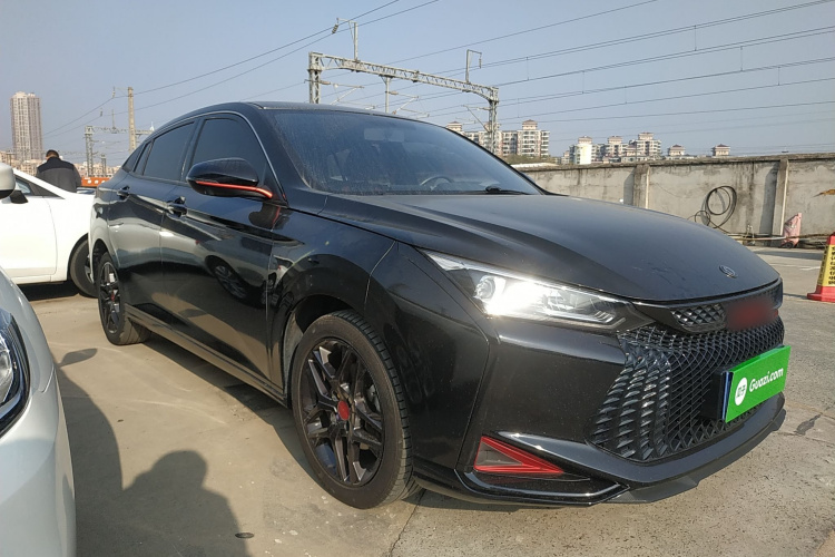 东风风神 奕炫 2021款 230T 自动追影骑士版车身外观6002