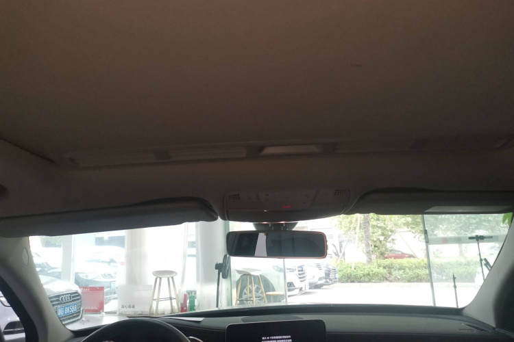 奔驰C级 2020款 改款 C 200 L 时尚型运动版中控内饰22