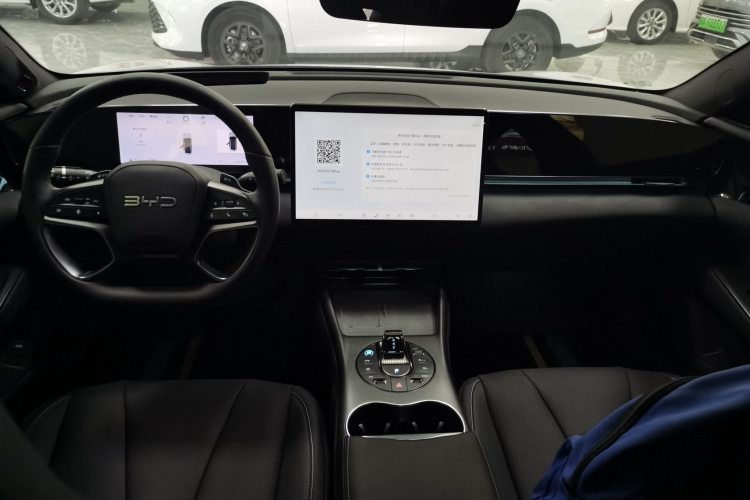 比亚迪 海豹 2025款 改款 650智驾版中控内饰12