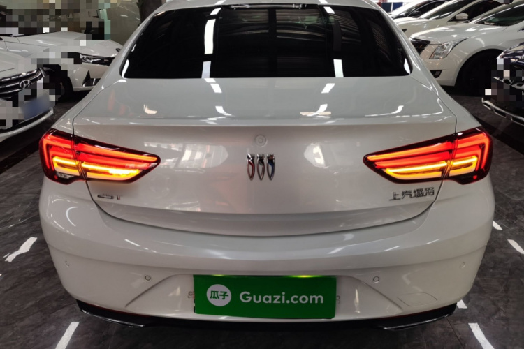 别克 君威 2024款 改款 25T 超享版车身外观6