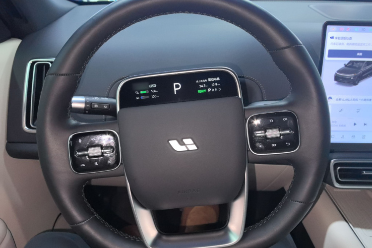 理想汽车 理想L9 2024款 Ultra局部细节13