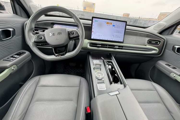 北京BJ30 2024款 1.5T 魔核电驱进阶版中控内饰7004