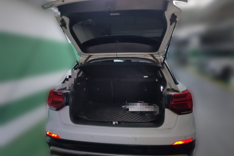 奥迪Q2L 2018款 35 TFSI 上市专享版 国VI中控内饰23