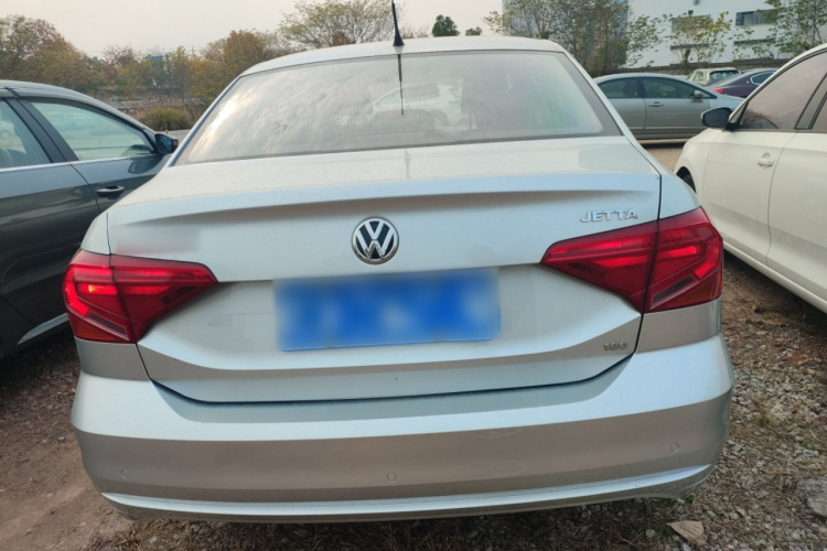 大众 捷达 2019款 梦想版 1.5L 手动时尚型车身外观6004