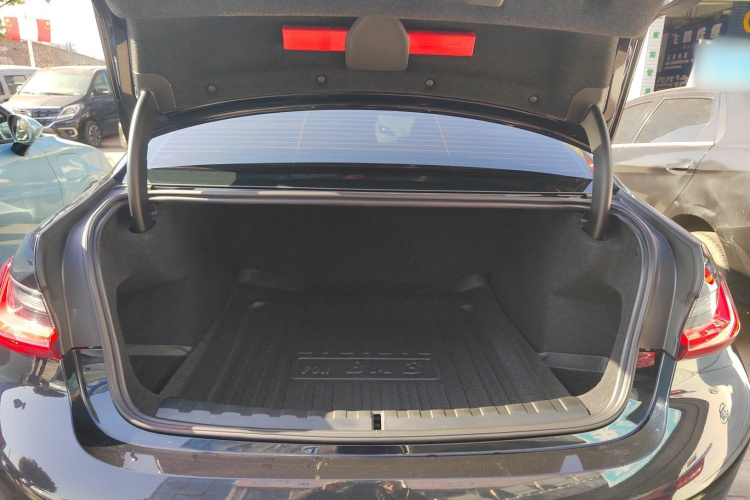 宝马3系 2023款 325Li M运动套装局部细节23