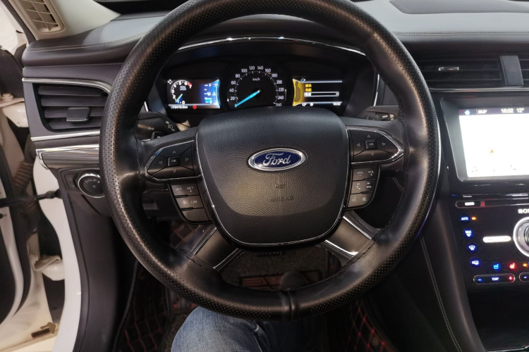 福特 金牛座 2017款 EcoBoost 180 至尊型中控内饰13