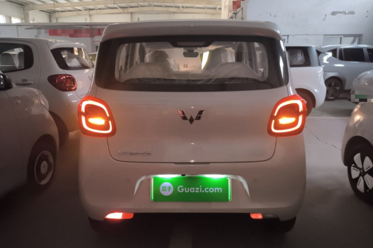 五菱汽车 宏光MINIEV 2025款 四门版 进阶款车身外观6