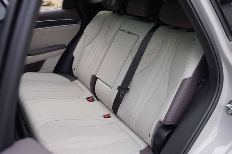 比亚迪 宋PLUS新能源 2025款 EV 605km 旗舰型中控内饰7007