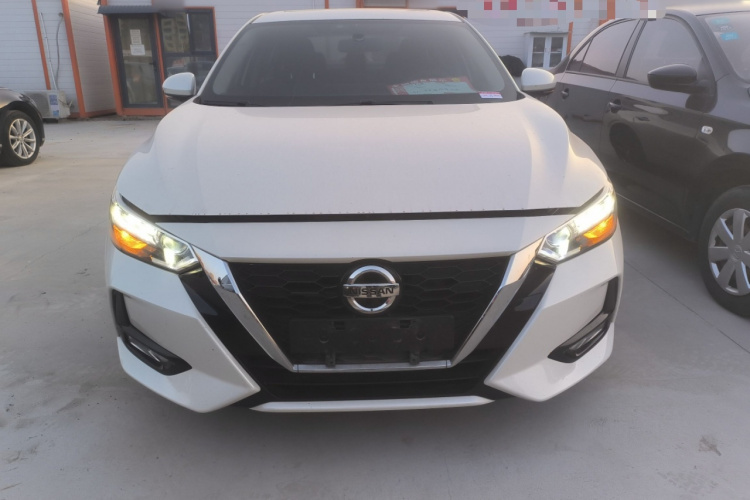 日产 轩逸 2020款 1.6L XL CVT悦享版车身外观2