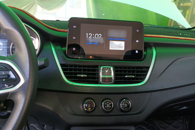 宝骏730 2019款 1.5L 手动时尚型 7座 国VI局部细节16