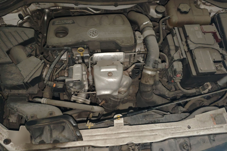 别克 阅朗 2019款 18T 自动互联精英型 国VI机舱底盘24