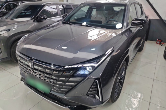 长安UNI-Z新能源 2025款 智慧新蓝鲸 125km 战舰+