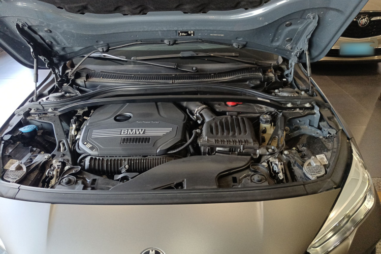 宝马2系(进口) 2021款 225i 四门轿跑车 M运动曜夜套装机舱底盘24