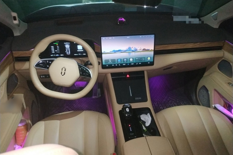 鸿蒙智行 问界M7 2024款 1.5T 后驱Plus版 5座中控内饰7002