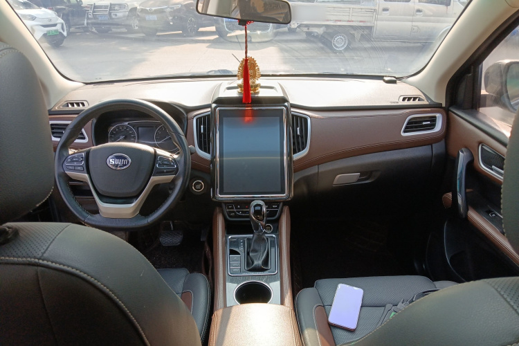 SWM斯威汽车 SWM斯威X7 2017款 1.5T 自动智享型 7座中控内饰12