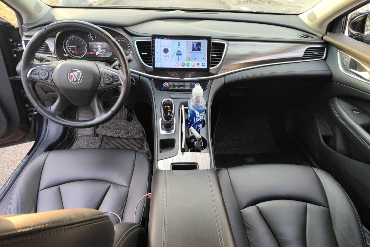 别克 君越 2021款 552T 豪华型中控内饰12