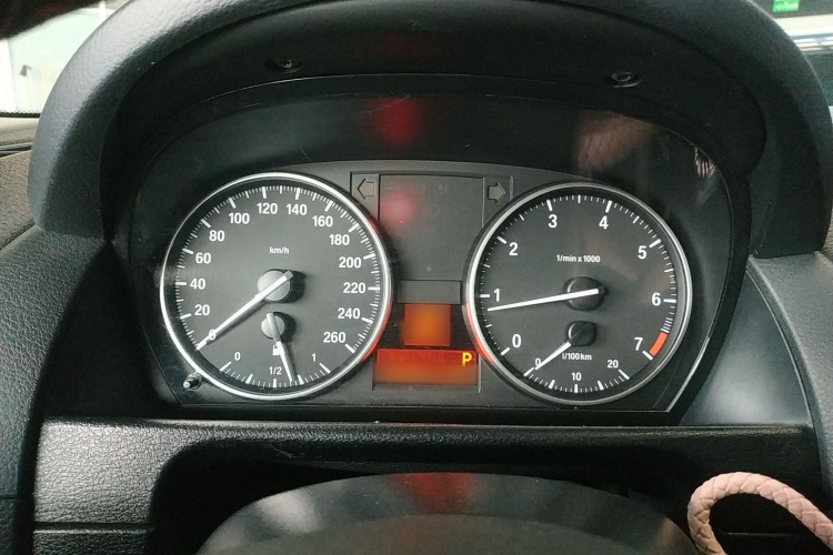 宝马X1 2013款 sDrive18i 时尚型局部细节14