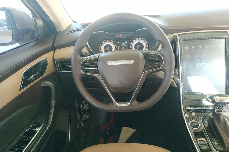 猎豹汽车 猎豹CS9 2018款 1.5T CVT劲锐型中控内饰13