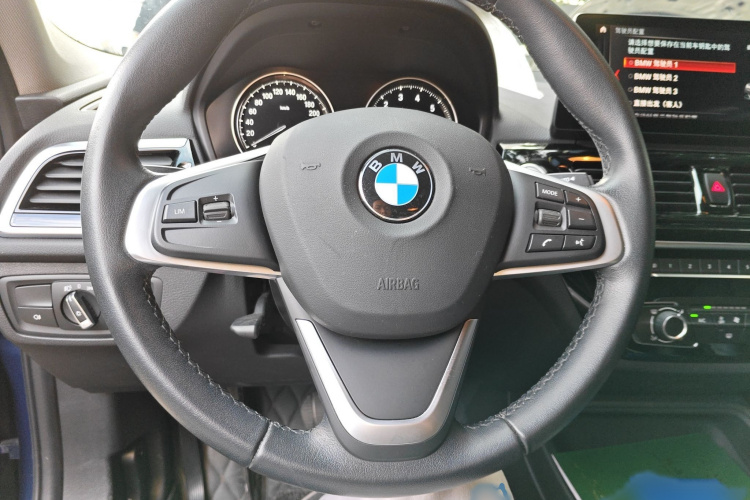 宝马1系 2021款 改款 120i M运动版局部细节13