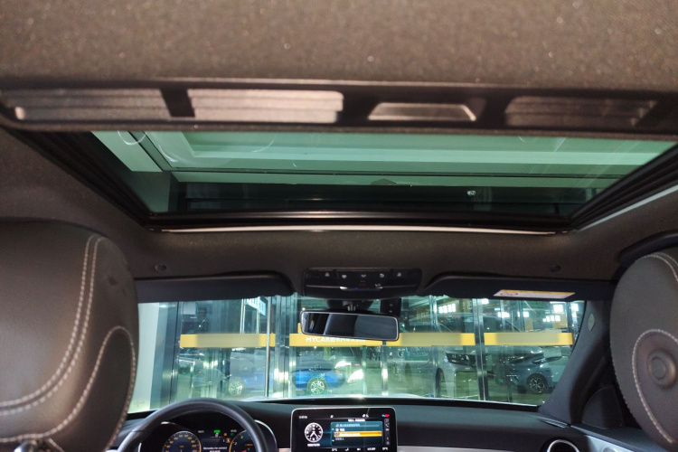 奔驰C级 2021款 C 260 星耀臻藏版中控内饰22