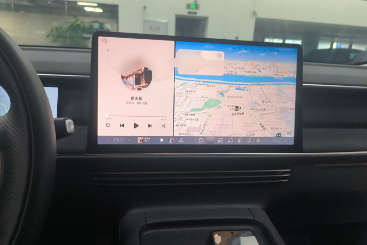 小鹏G6 2023款 580 长续航 Pro中控内饰12