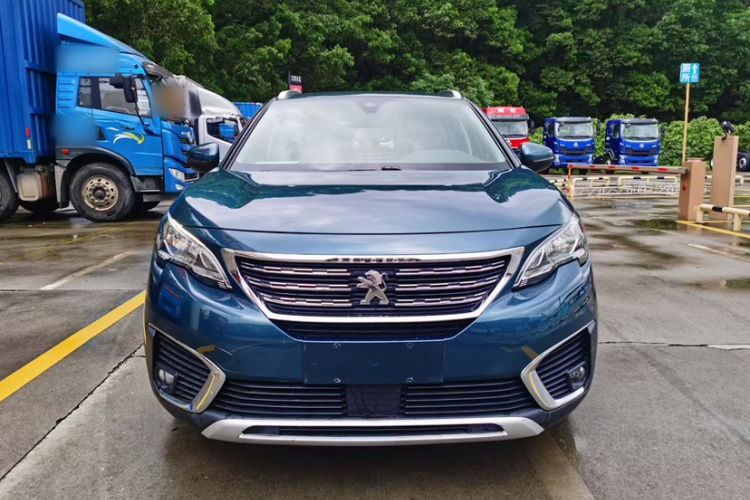 标致5008 2017款 380THP 7座精英版车身外观6005