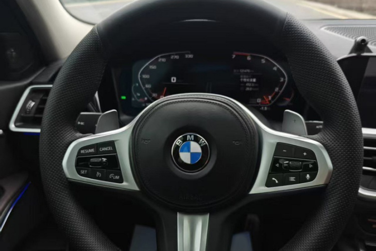 宝马3系 2020款 改款 325i M运动曜夜套装中控内饰7004