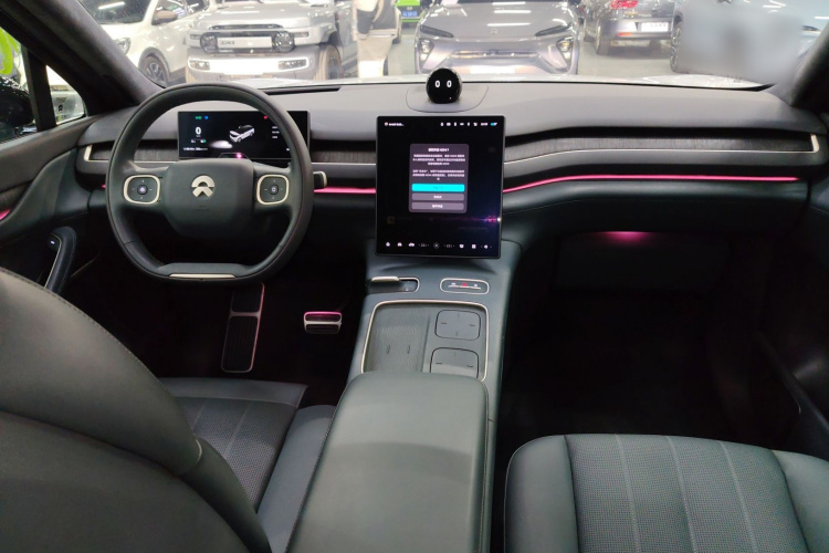 蔚来ES8 2023款 100kWh 签名版中控内饰12