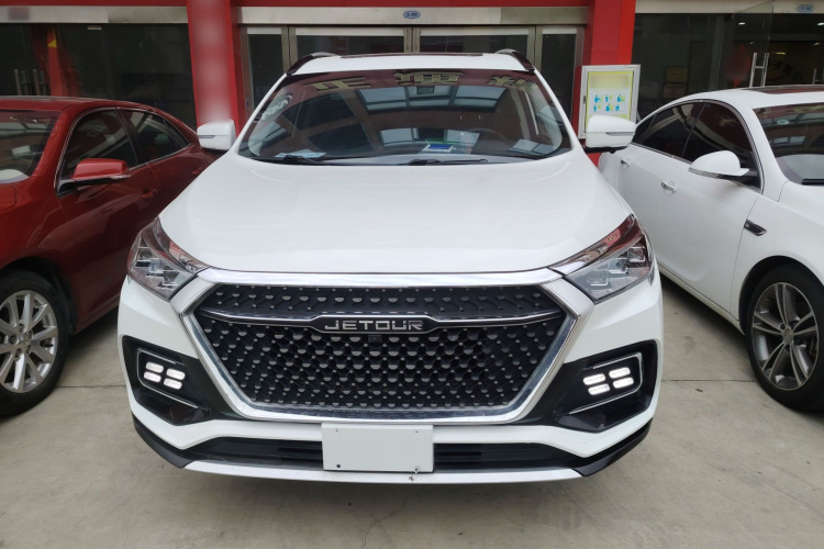 捷途X95 2020款 1.6T DCT探索Pro版 5座车身外观2