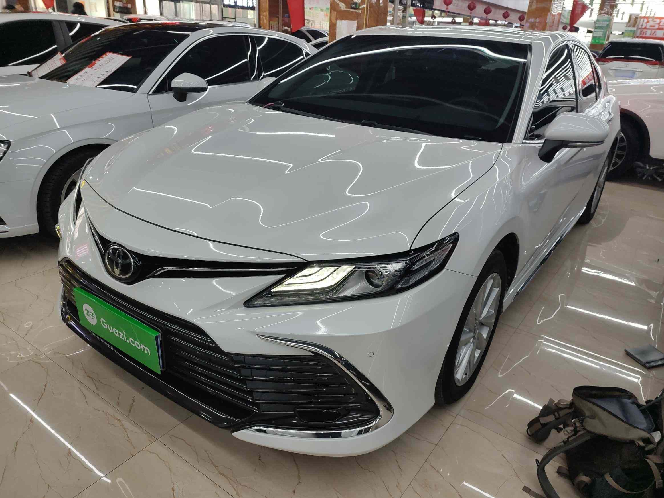 丰田 凯美瑞 2023款 2.0G 豪华版(2)