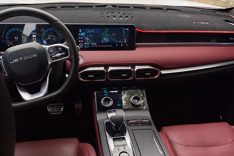 捷途X70 PLUS 2021款 1.6T DCT地PRO+ 7座中控内饰7003