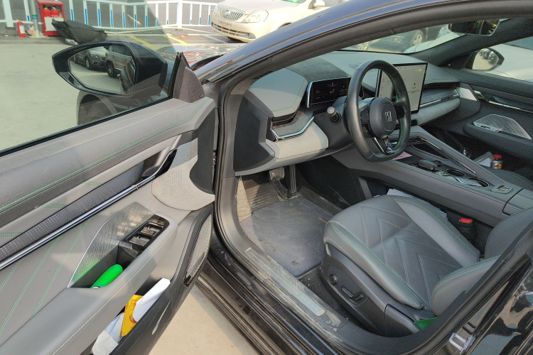 极氪001 2023款 YOU版 100kWh中控内饰20