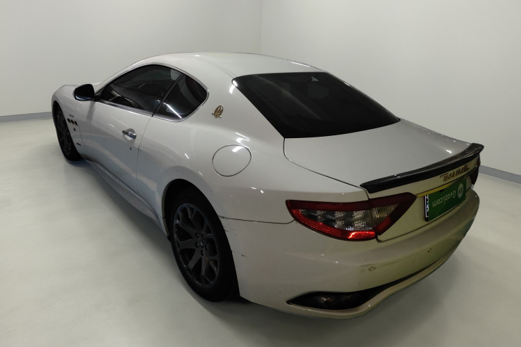 玛莎拉蒂 GranTurismo 2007款 4.2L 标准版车身外观5