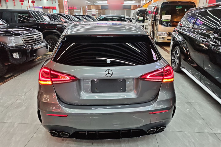 奔驰A级AMG(进口) 2020款 改款 AMG A 35 4MATIC车身外观6